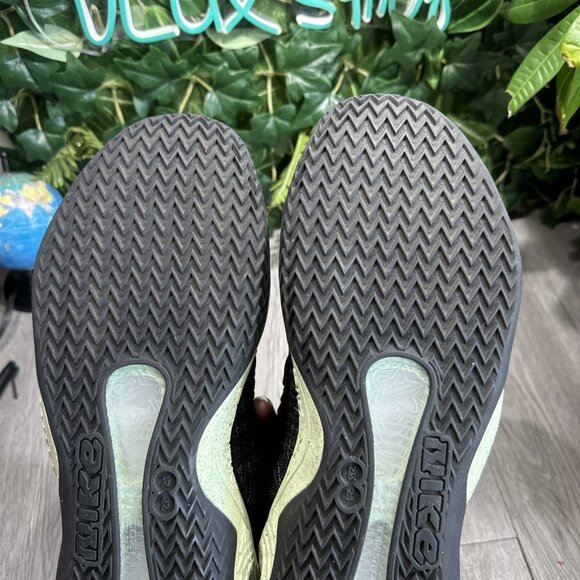 Nike Cosmic Unity Green Glow Mens 13 Shoes DA6725-001 Black Basketball Sneaker - Picture 8 of 9